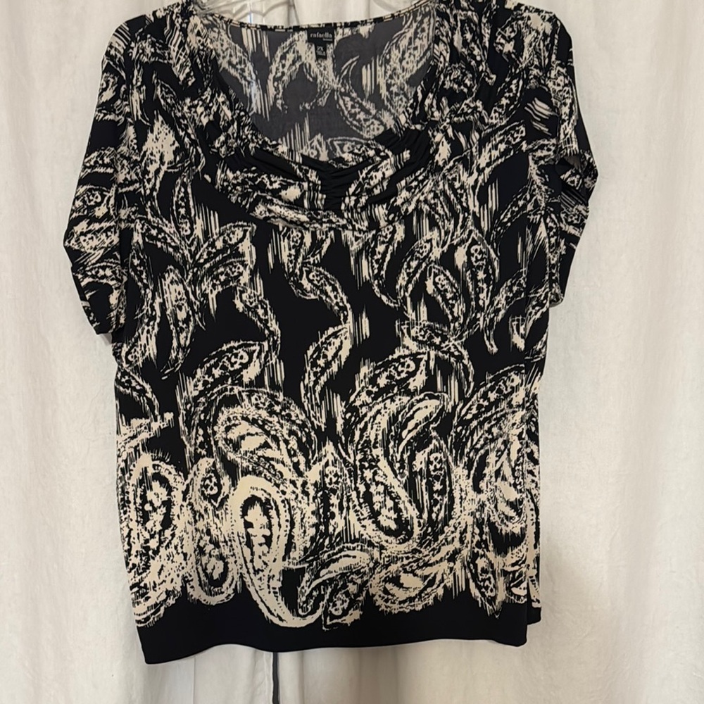 Rafaella Black and White Graphic Blouse